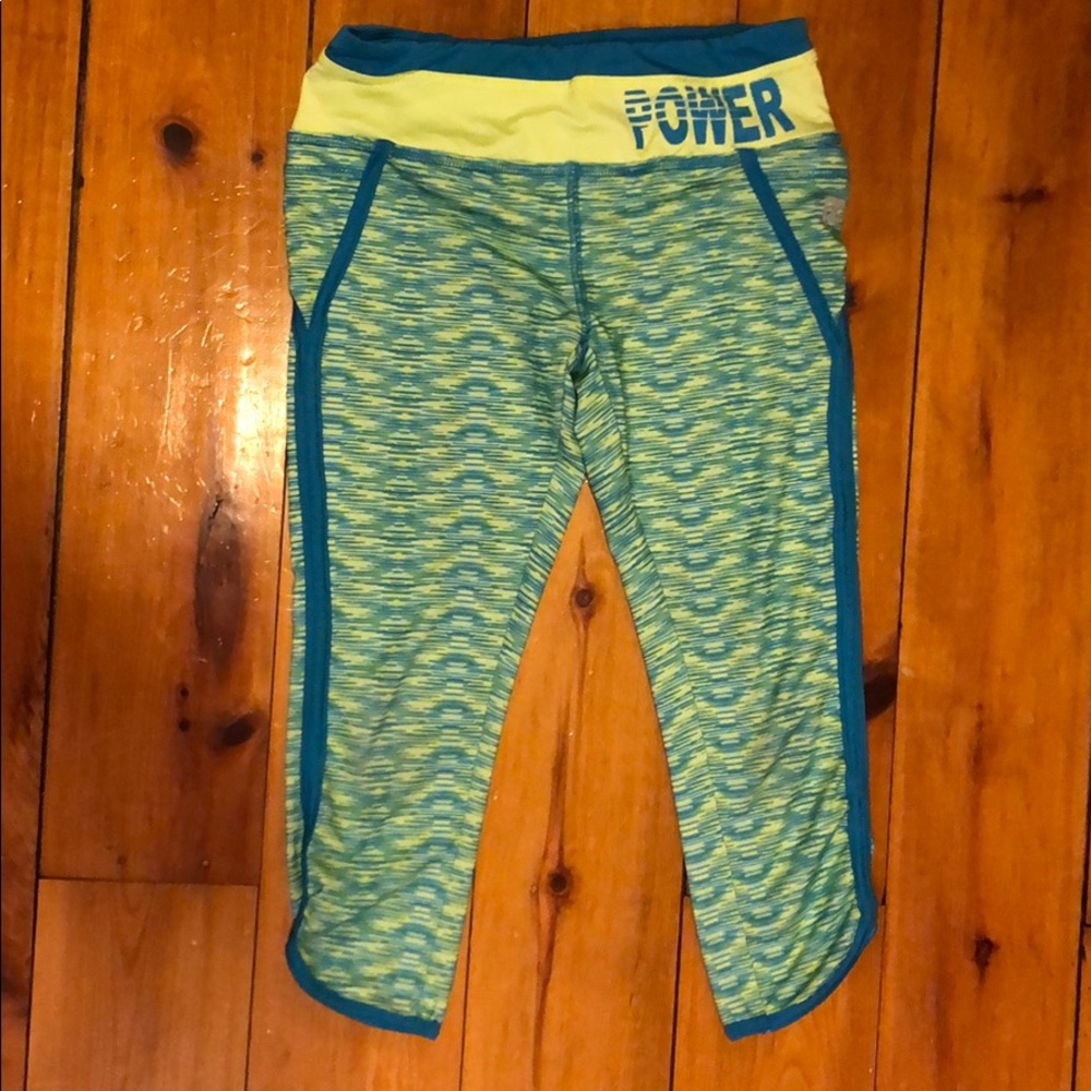 Power Capris